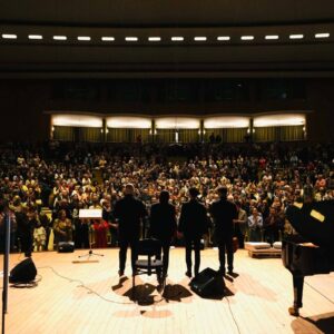 Lumini și Umbre Concert de gală (9) Lumini și Umbre Concert de gală (9)